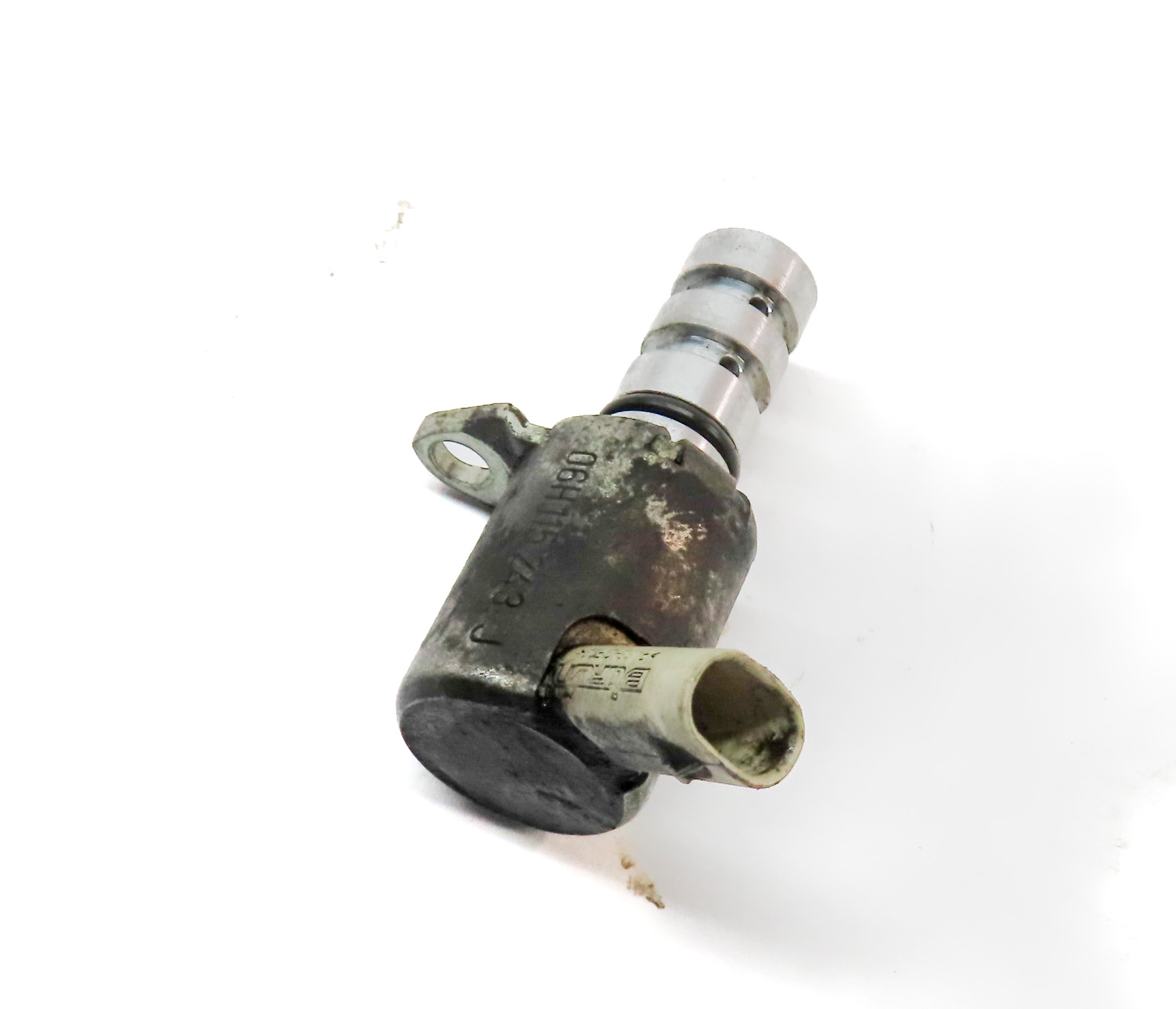 2013 AUDI Q5 (B8 8R) VVT VARIABLE VALVE TIMING SOLENOID OIL PRESSURE SENSOR — exact item pictured